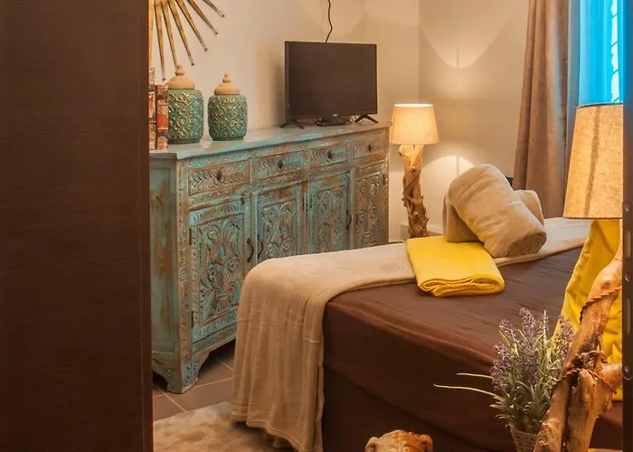 Dandy Palios Agios Athanasios Rocky - Fireplace - Village Square Chalet *